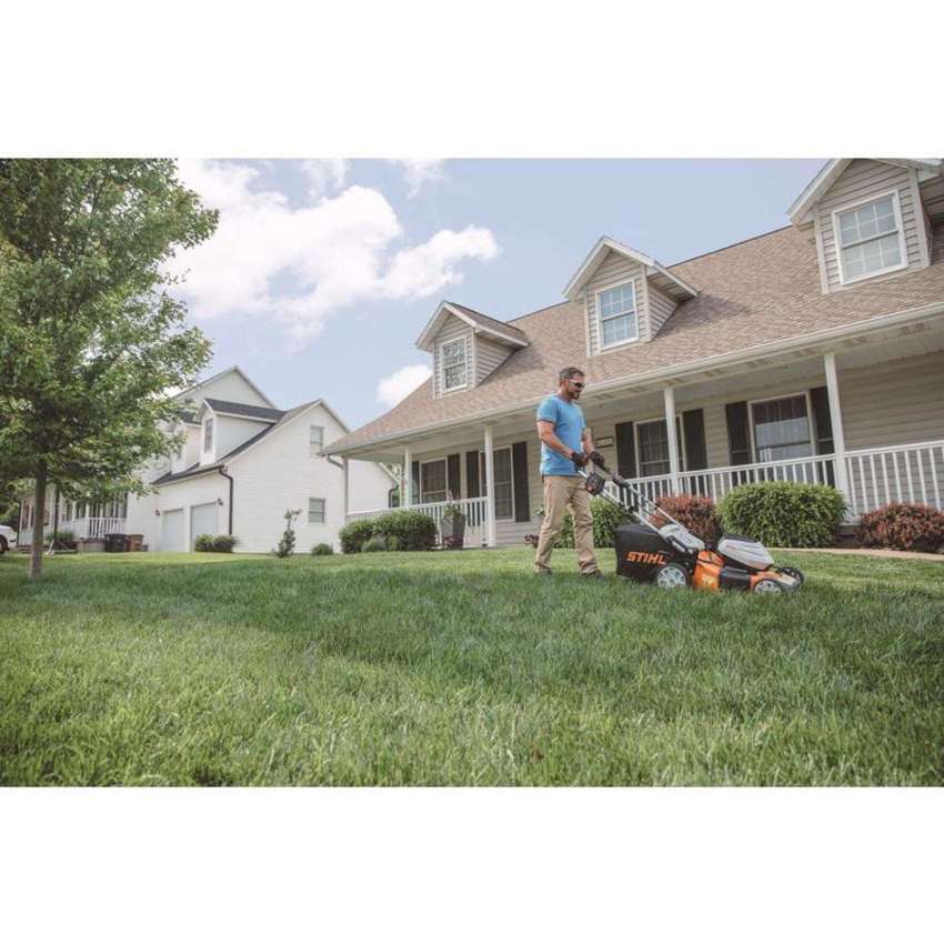 STIHL RMA 510 V 21 in. 36 V Battery Self-Propelled Lawn Mower Kit (Battery &amp; Charger)