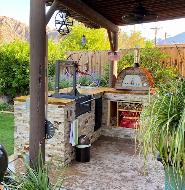 Authentic Pizza Ovens Maximus Portable Wood-Fired Pizza Oven ?C Red, Outdoor Pizza & Bread Oven