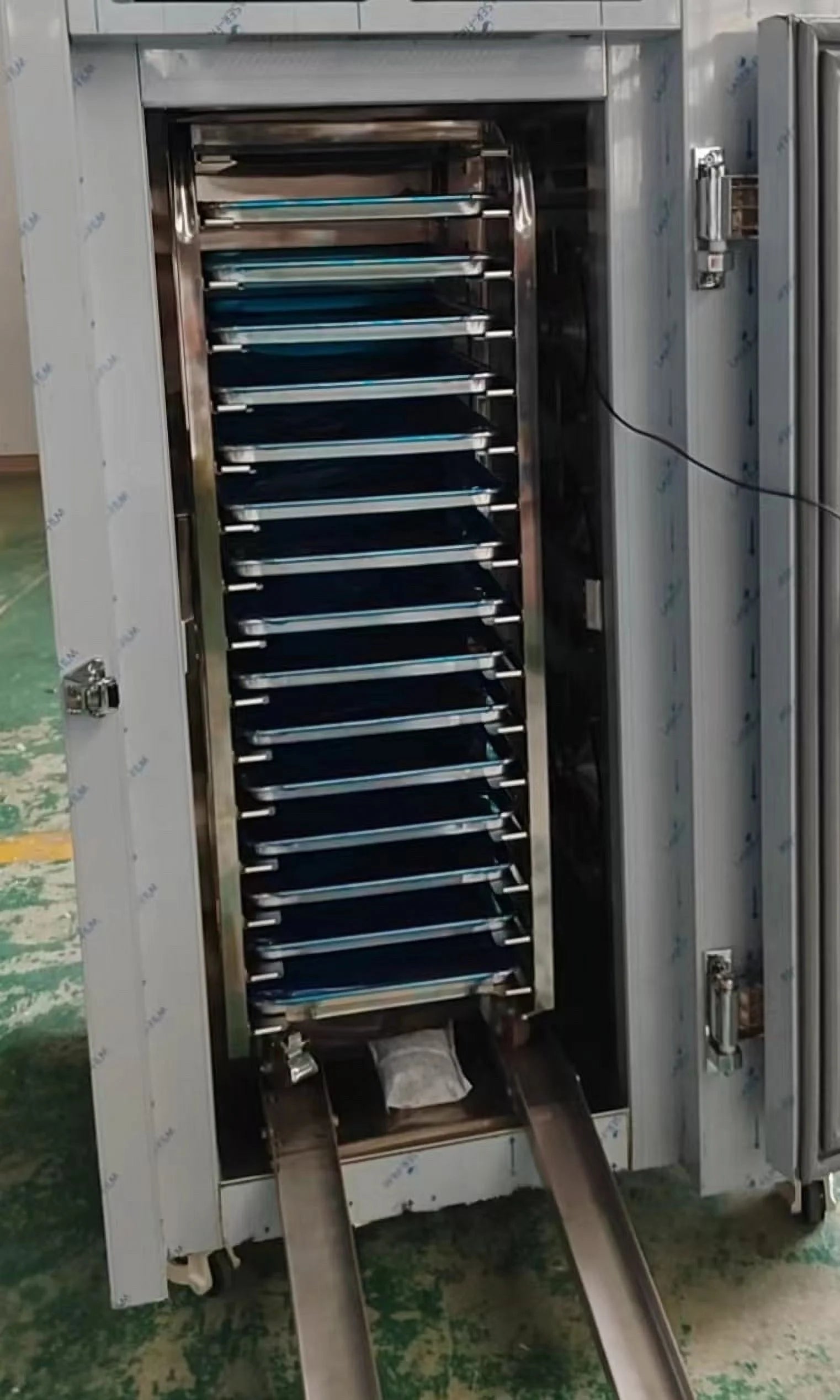 Kolice Commercial Heavy Duty 15 Trays Blast Chiller with Trolley Cart, Chest Freezer, Restaurant Freezer Cabinets, Shock Freezing Blast Freezer-Lowest temperature -40??F(-40??C)