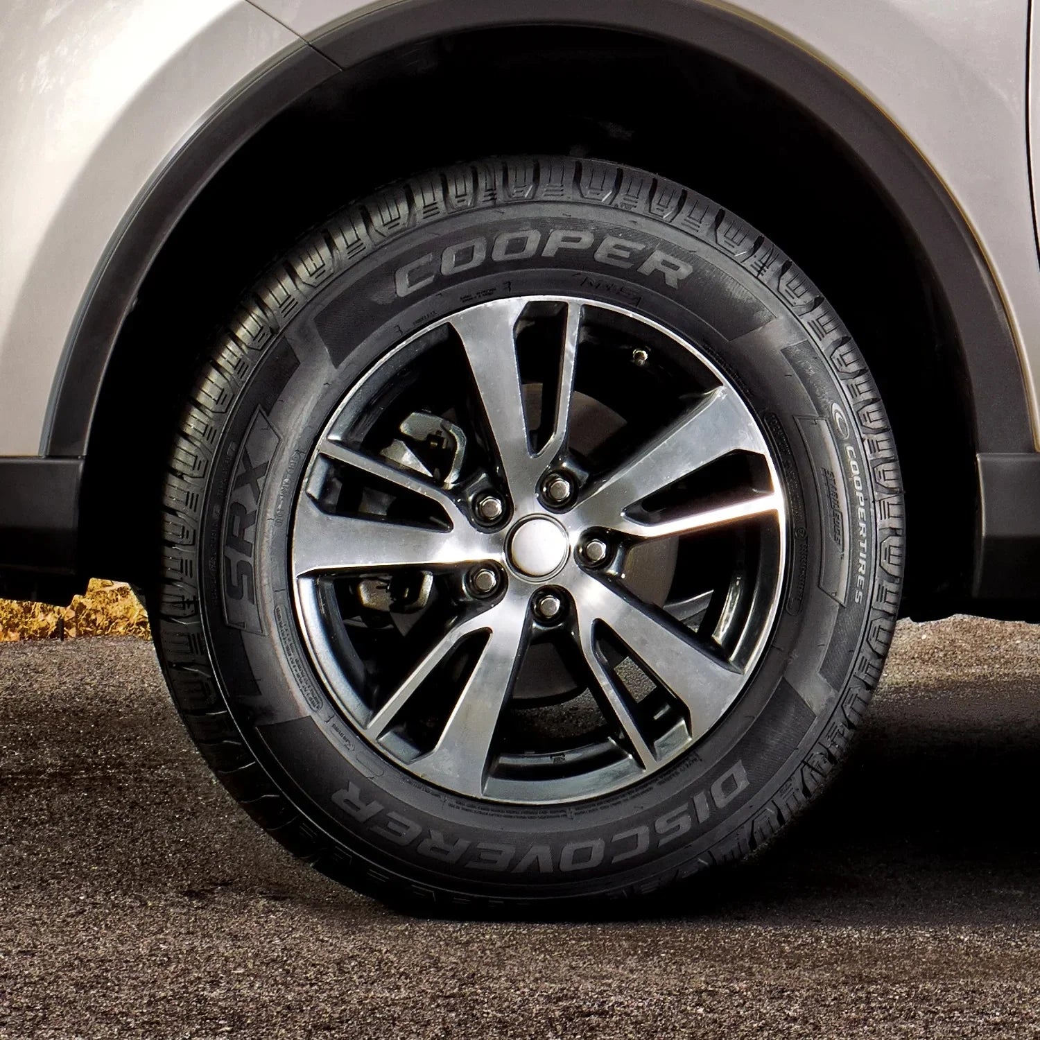 Cooper Discoverer SRX All-Season Tires 255/60R19 109H �C Pair for Trucks/SUVs