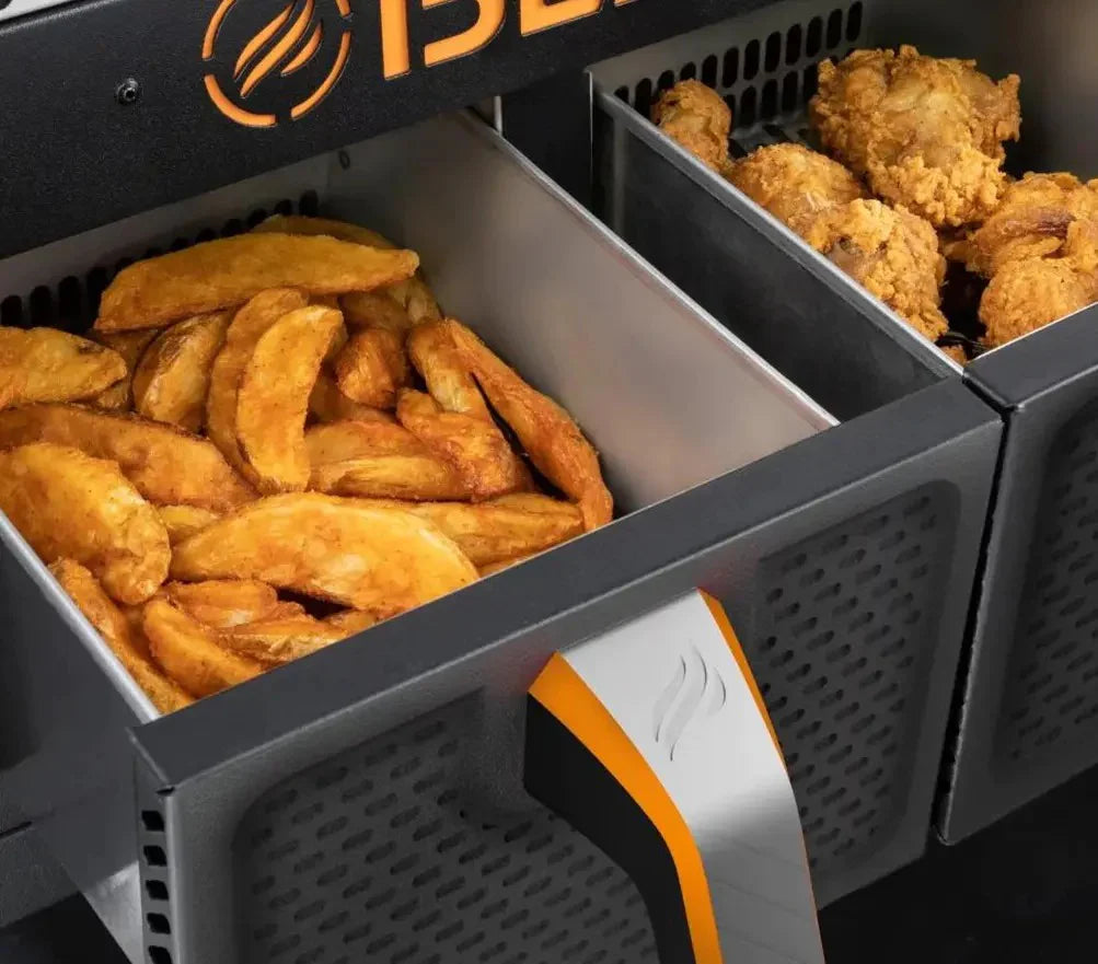 ??Clearance Sale?? Blackstone 2-burner griddle (71 cm) with electric air fryer and extractor hood