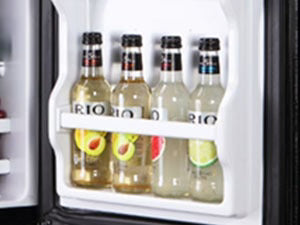 Apartment-sized refrigerator, 3.5 cubic feet (approx. 99 liters) usable capacity, small refrigerator with freezer compartment, suitable for houses and apartments, freestanding
