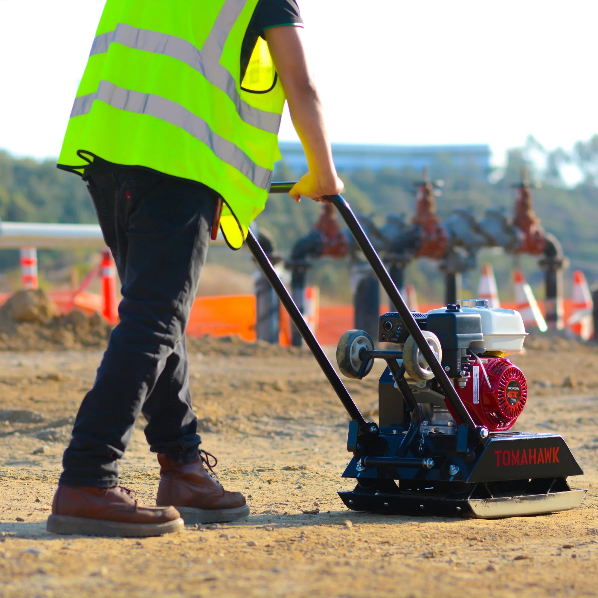 Tomahawk Power Plate Compactor 5.5 HP, 3000 lbs/ft, 63cc, Gas, 17 x 13 Plate Compactor, 5900 VPM