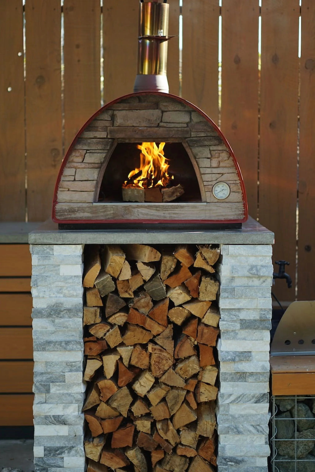 Authentic Pizza Ovens Maximus Portable Wood-Fired Pizza Oven ?C Red, Outdoor Pizza & Bread Oven