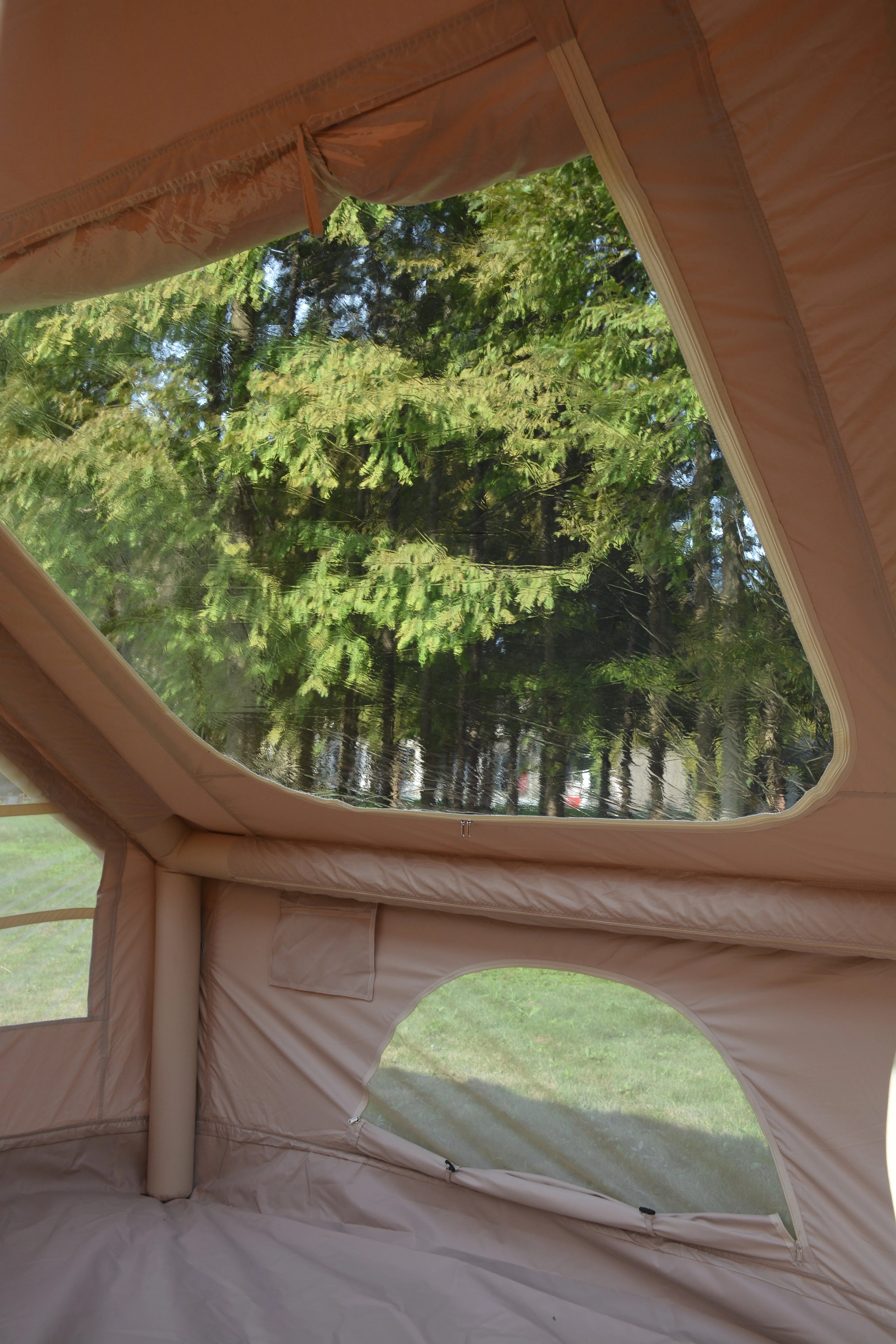 Inflatable Camping Tent Easy Setup 4 Season Glamping Tent 4-6 Persons Waterproof Windproof Outdoor Self-Supporting Blow up Tent Air Tent Portable House Beige