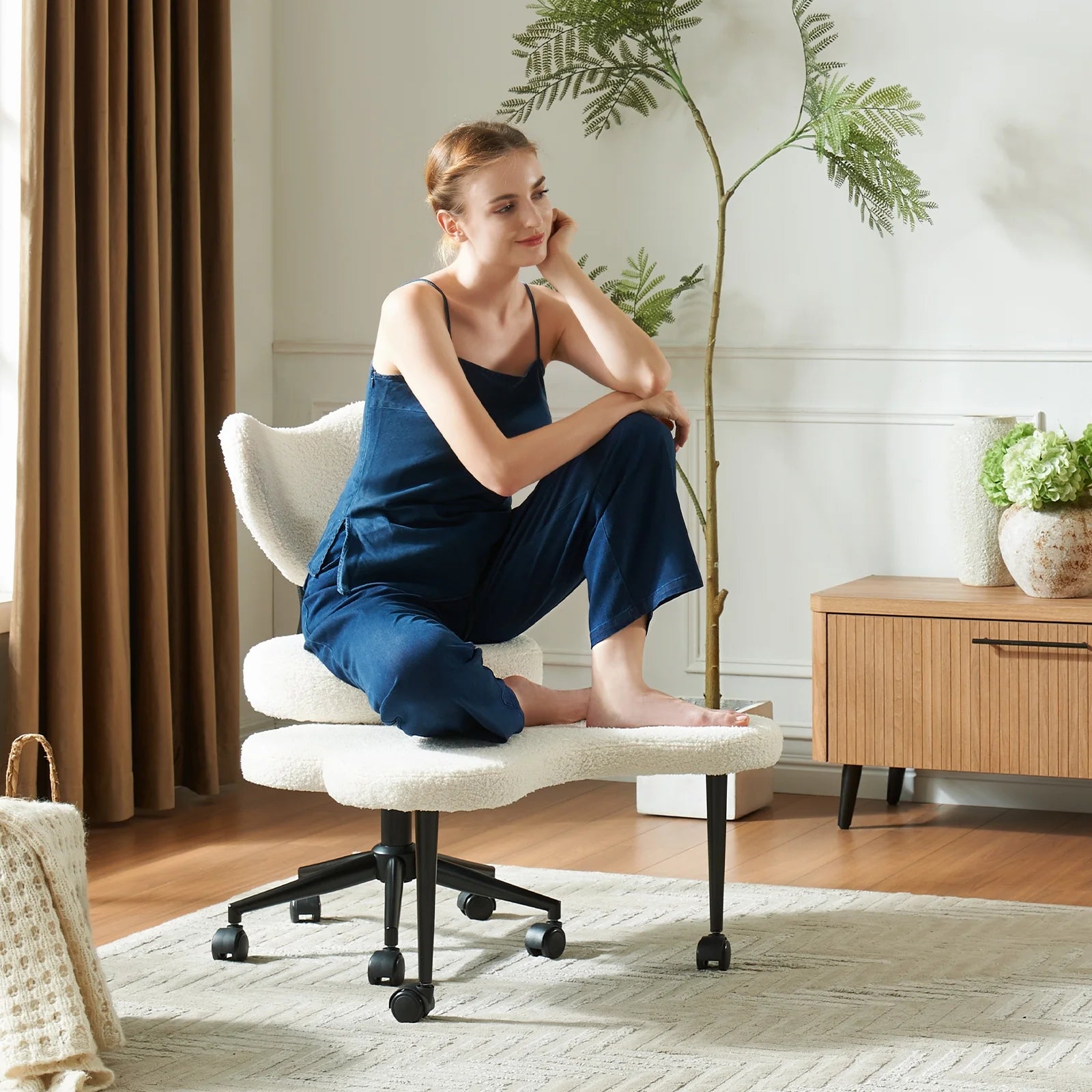 Pinmoco Ergonomic Cross Legged Swivel Chair, Adjustable Height and Teddy Fabric, Meditation& ADHD Chair with Back Support, Home and Office, Off White
