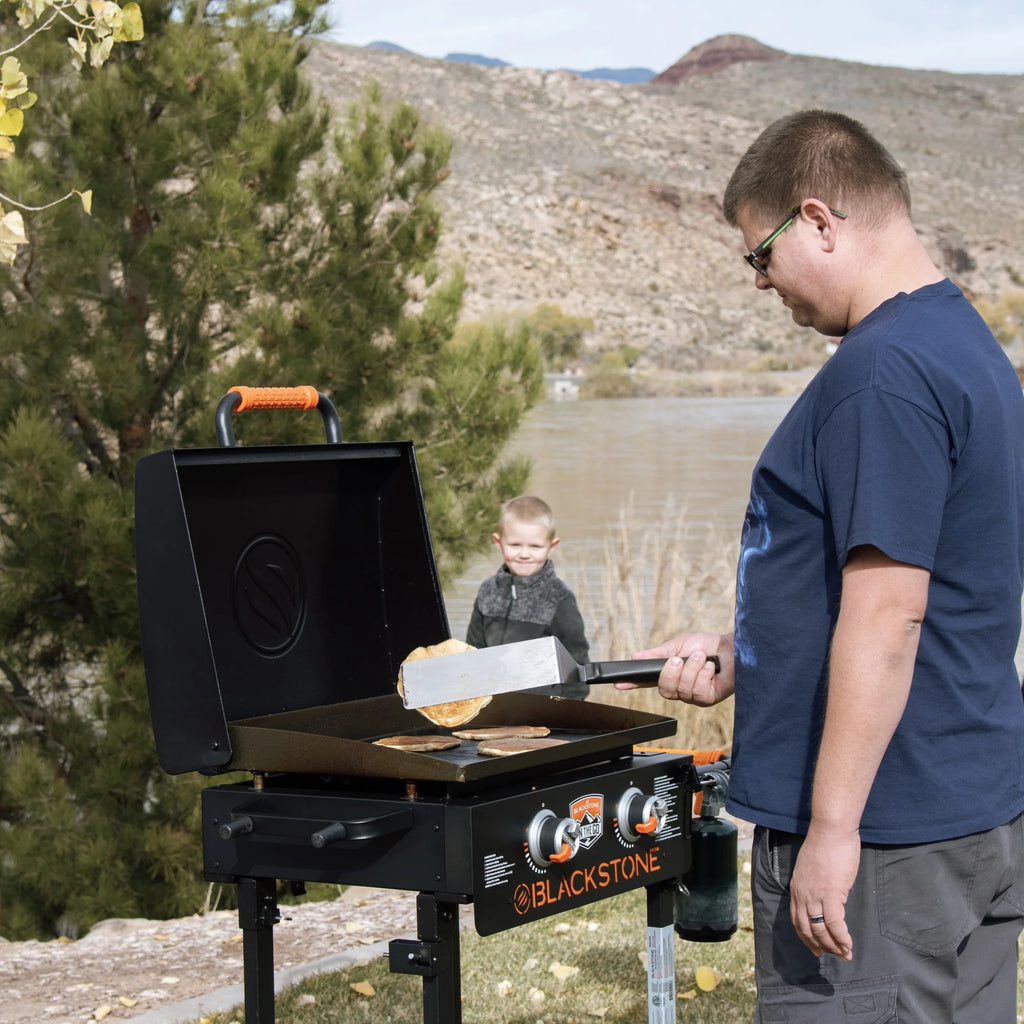 Blackstone On The Go 2-Burner 22" Cart Griddle with Folding Legs